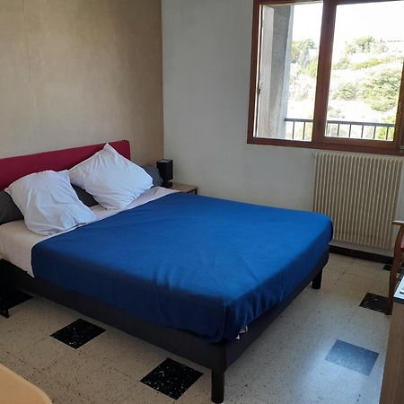 Chambre B2 Dans Un Appartement En Colocation Марсель Номер фото
